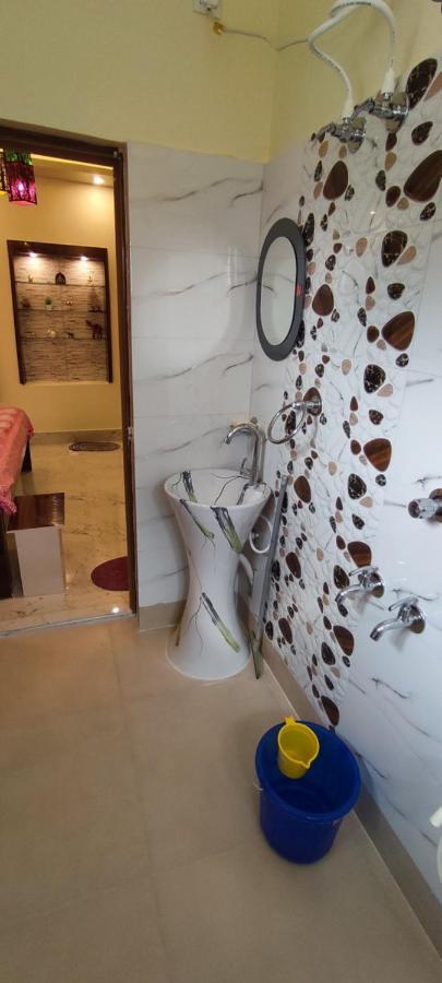Apartamento Urban Sky Shānti Niketan Habitación foto
