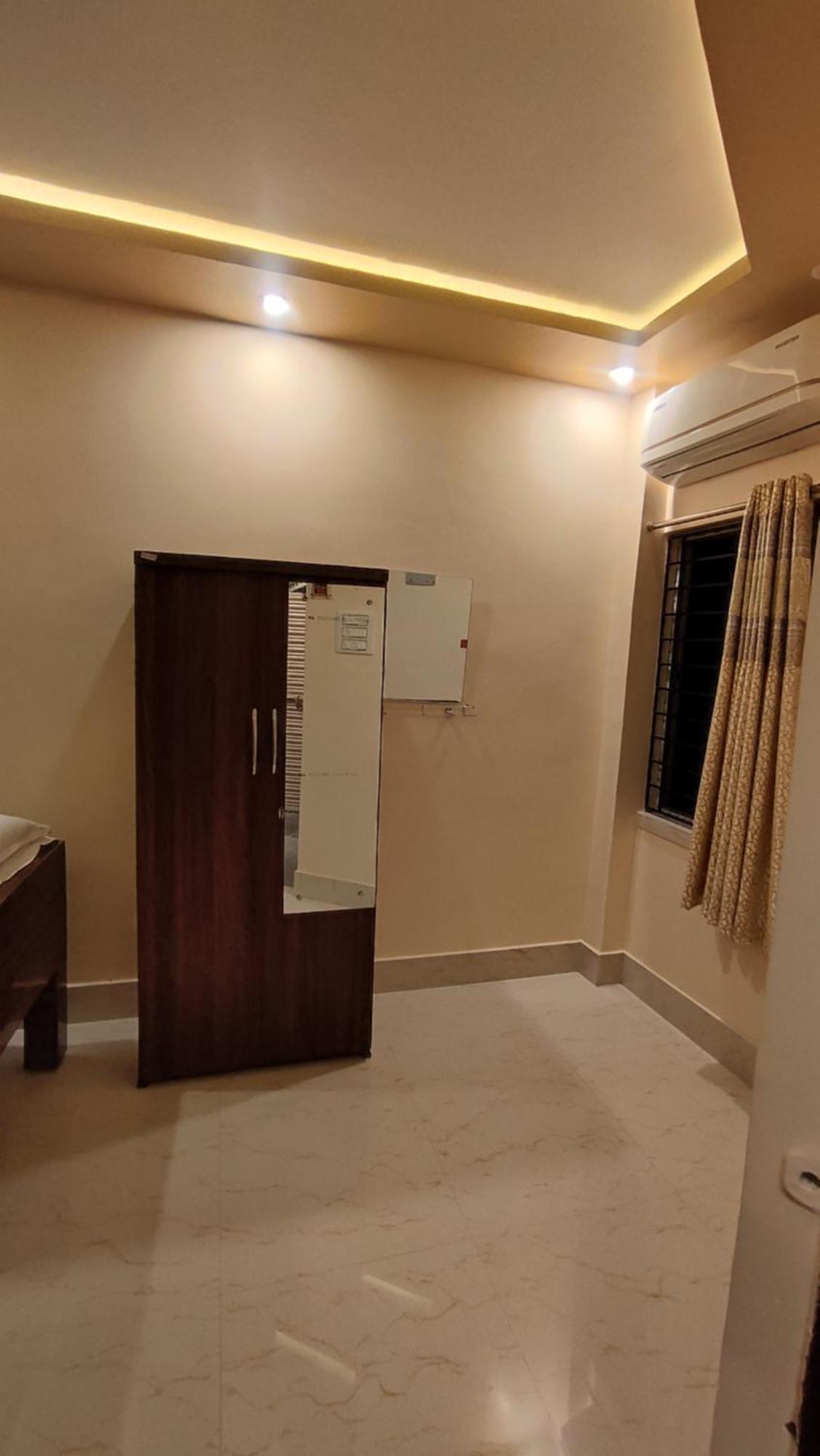 Apartamento Urban Sky Shānti Niketan Habitación foto